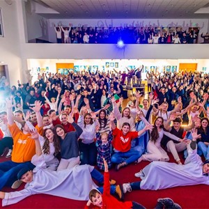 Održana božićna predstava "Božić tad i sad" članova zajednice mladih ZAMAK